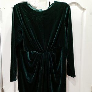 NWOT Emerald Green Pleated Front Velvet Dress